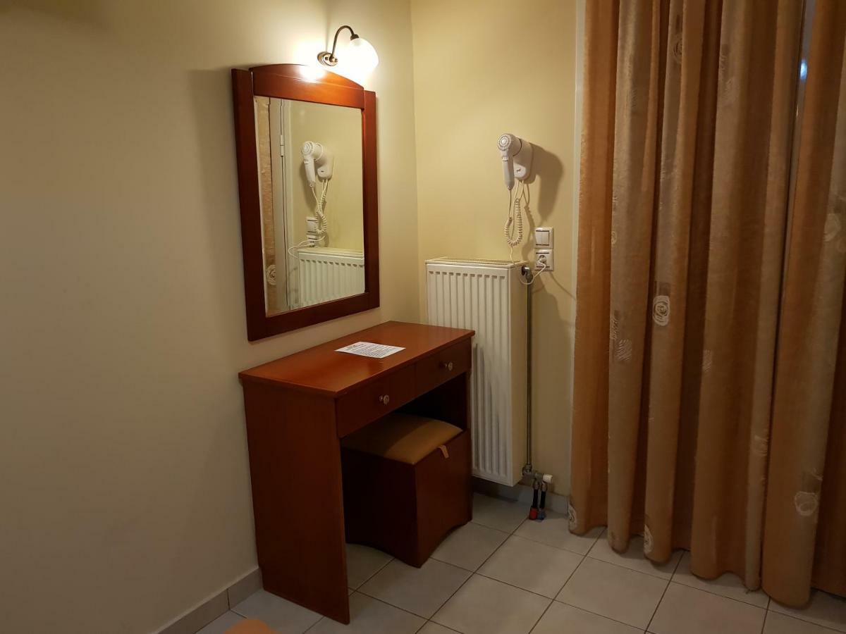 Hotel Nevada Καλαμάτα Εξωτερικό φωτογραφία